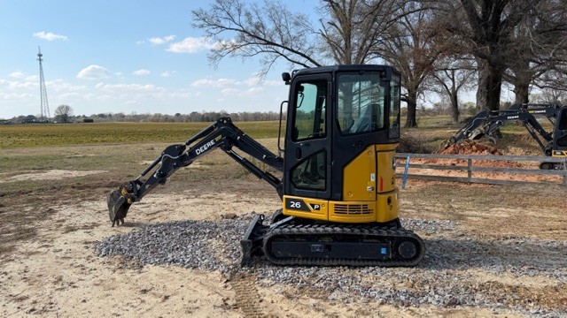 John Deere 26P mini excavator side image